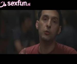 mastubate in un negozio e pronto a venire a un cliente, pop vespe fuckers sul suo dick. banchine, così lo uno stronzo in altro, ano grande fiamme da suo dick ecc scene di sesso estremo strano etc.crazy